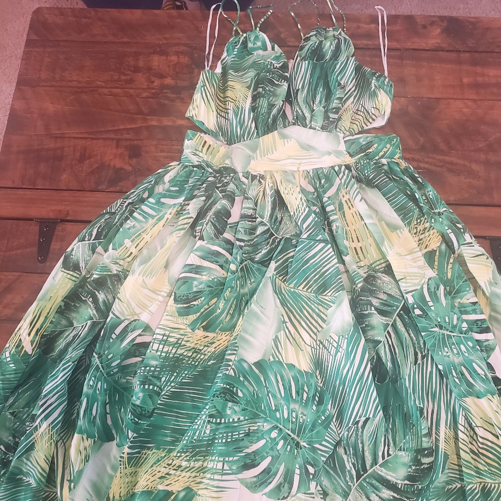 Maxi-dress - Picture 3 of 3